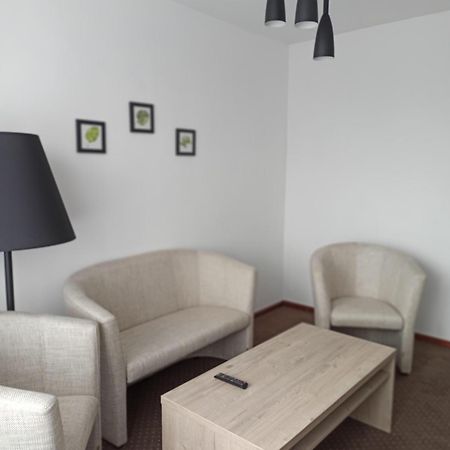 Hotel Odr Sulechów エクステリア 写真