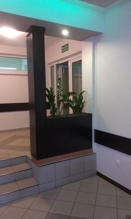 Hotel Odr Sulechów エクステリア 写真
